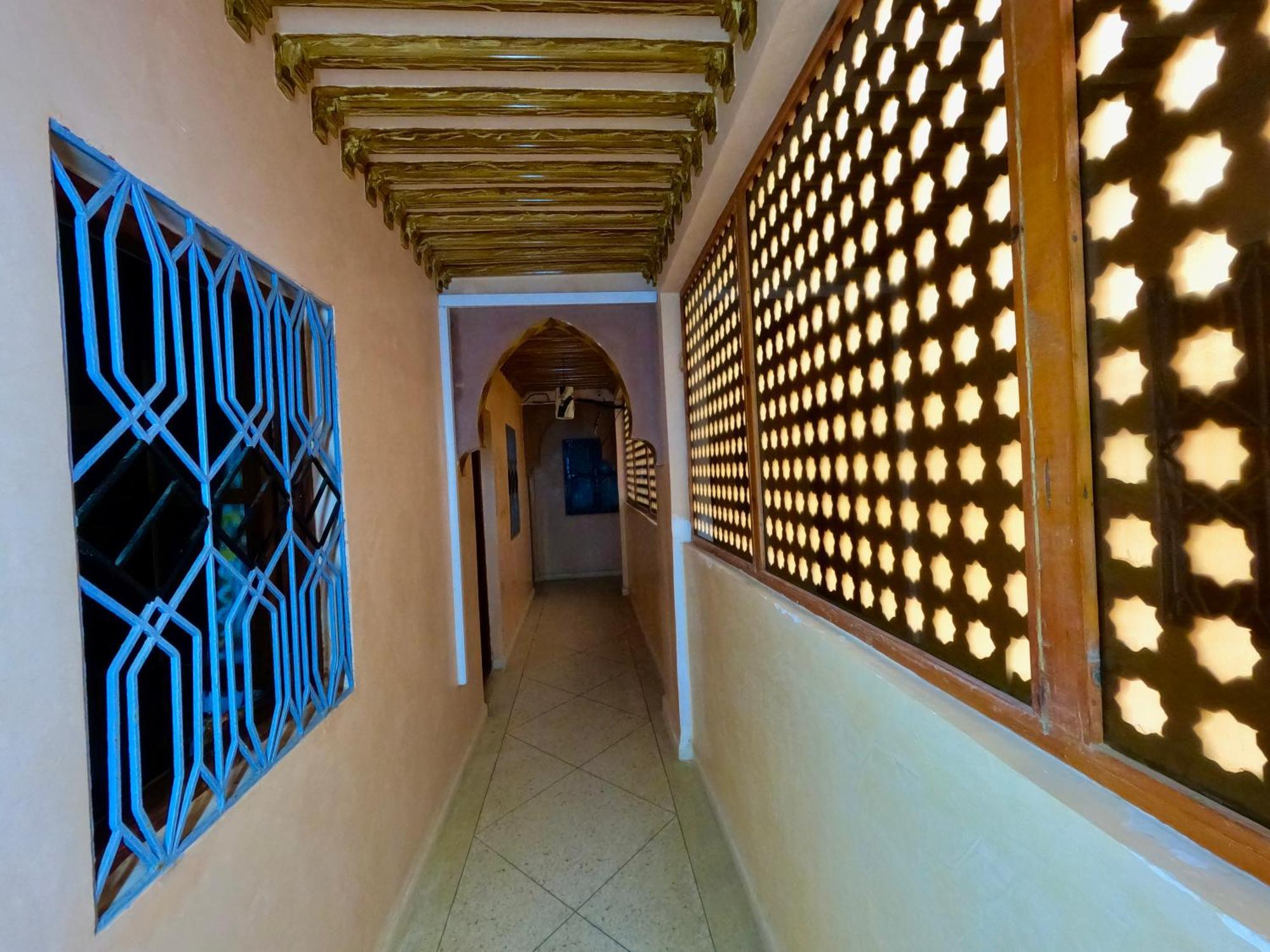 Hagounia Hotel Tantan Kültér fotó